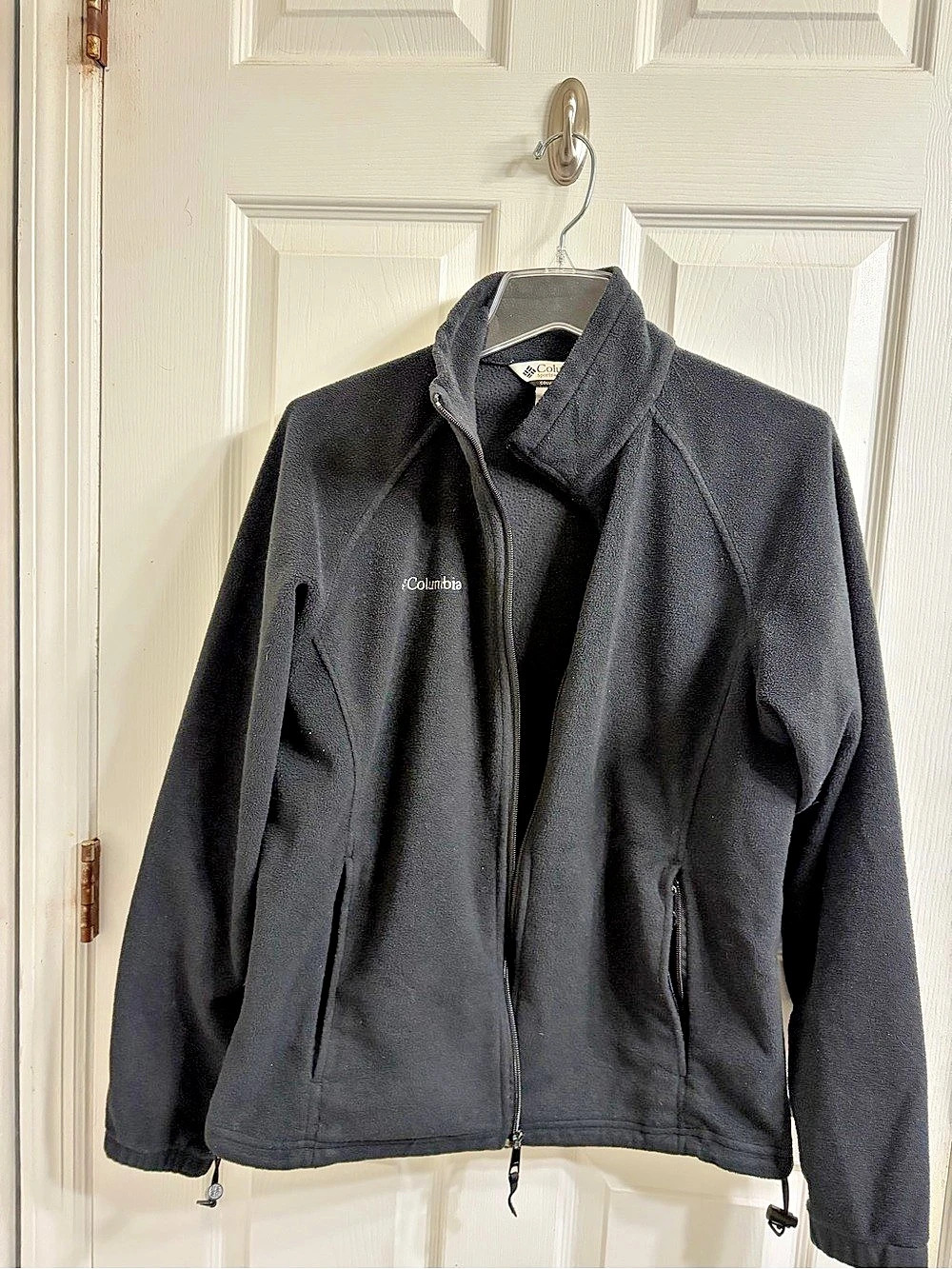 Columbia Women's Black Fleece Jacket Small